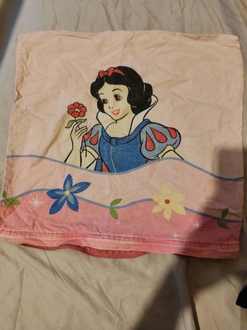 Taie d'oreiller blanche neige