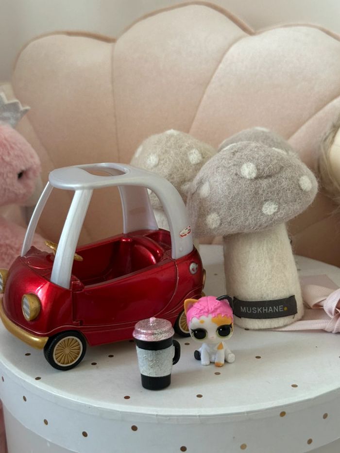 Voiture avec animaux LOL
