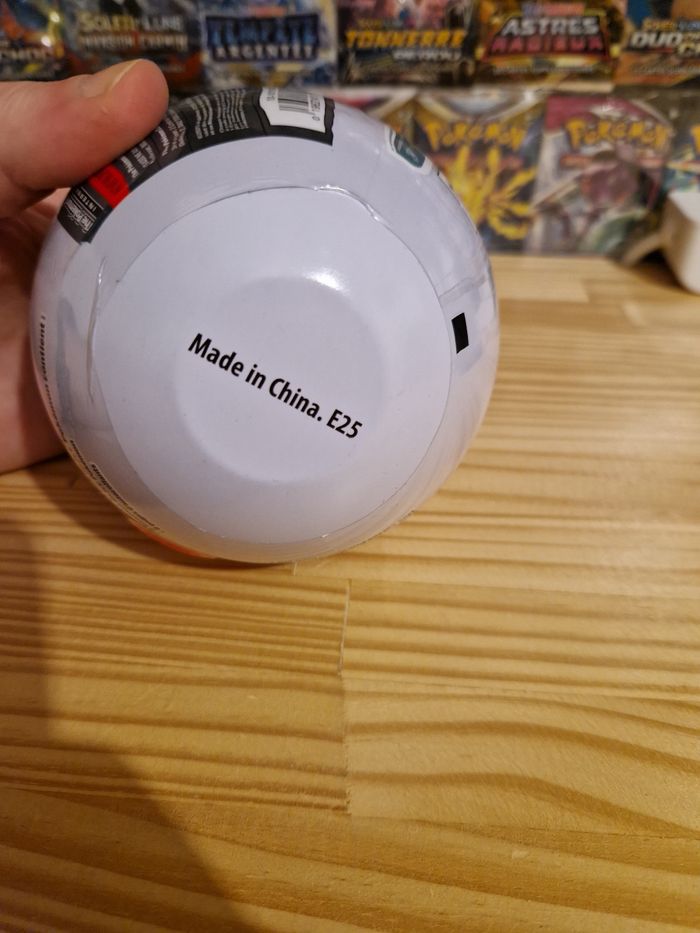 Pokémon Pokéball honor ball - photo numéro 3