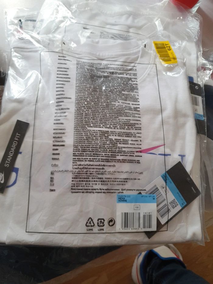 🔥A saisir🔥T shirt Nike M - photo numéro 3