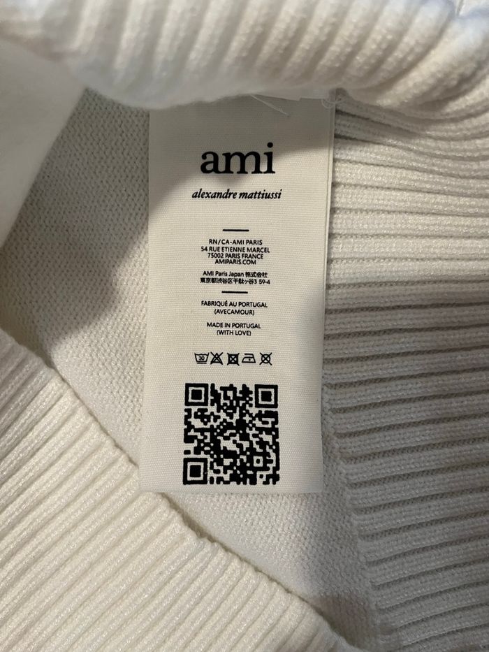 Pull à col rond Sweat Crewneck Hoodie AMI neuf avec étiquette, Blanc, Taille S - photo numéro 7
