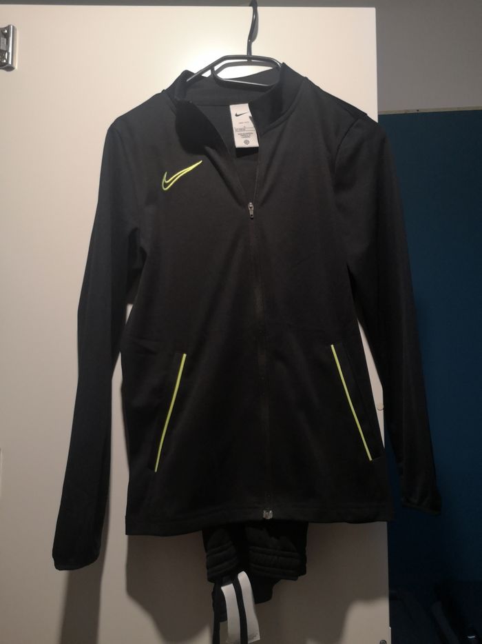 Survêtement Nike 13 ans