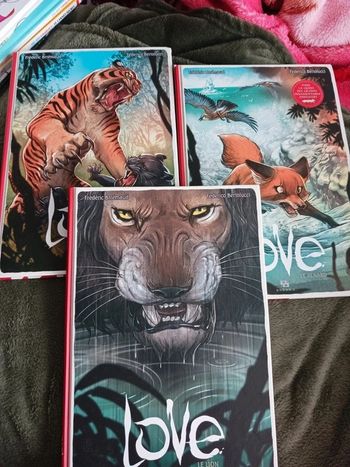 BD sans paroles LOVE le lion, le tigre et le renard