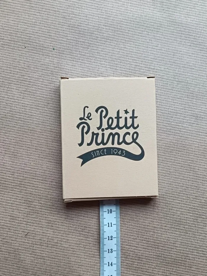 boite crayons de couleur Le Petit Prince NEUF - photo numéro 5