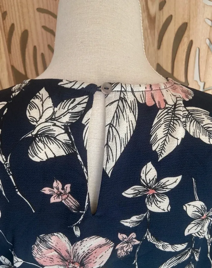 Blouse imprimée fleuri manches 3 quart taille 36 Only - photo numéro 6