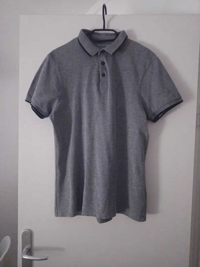 Polos