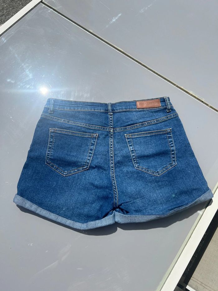 Short en jean T40 - photo numéro 3