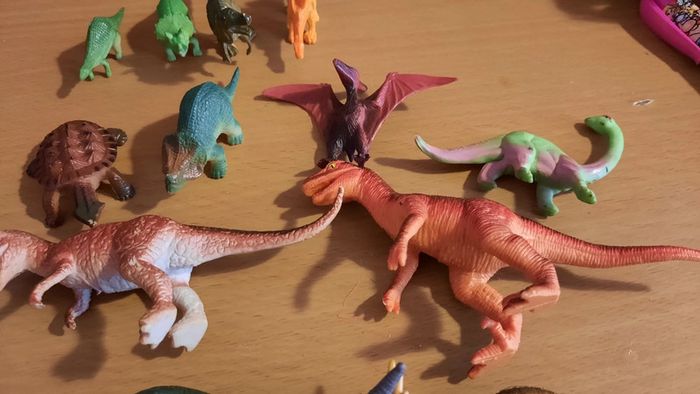 Lot 15 dinos - photo numéro 3