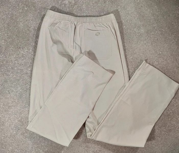 💥 Pantalon beige confortable marque trafaluc taille 34  💥 - photo numéro 4