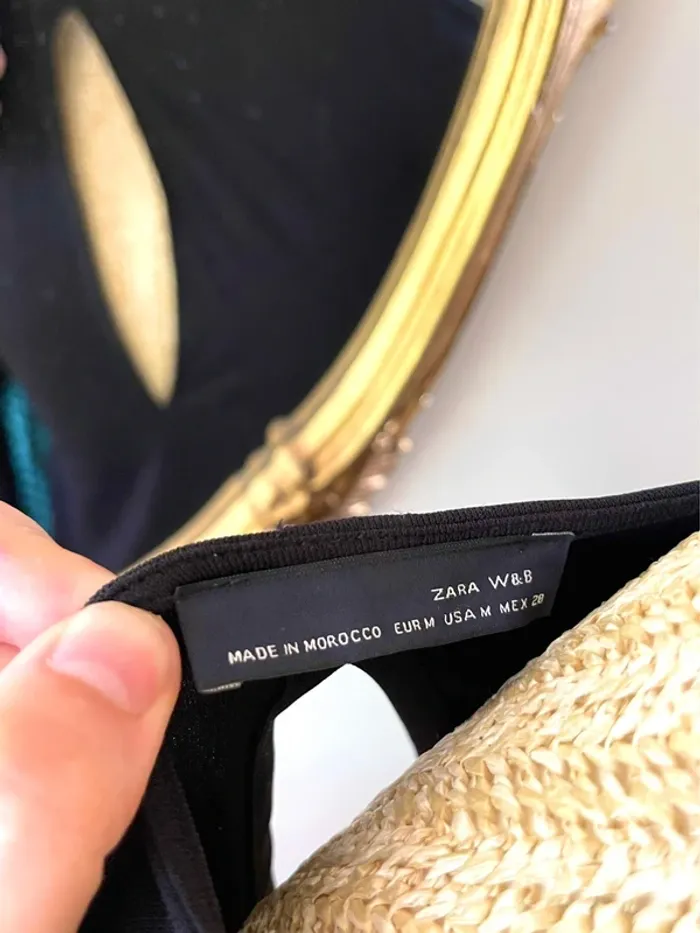 Robe Noire à Manches Longues Style Patineuse – Zara – Taille M - photo numéro 14