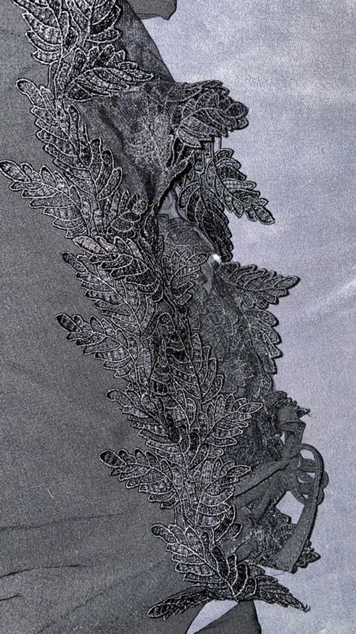 Haut noir manches longues taille 38 - photo numéro 2