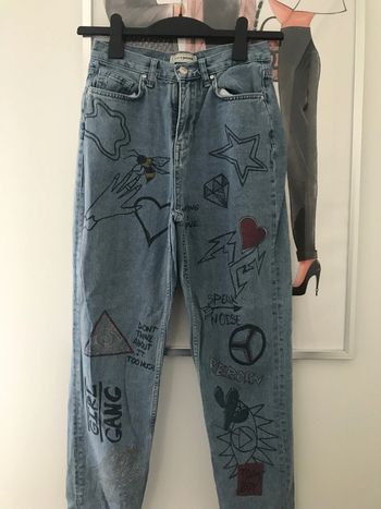 Jean mum graffitis 36 Pimkie
