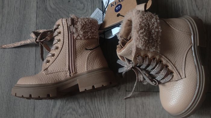 Bottines fourrées taille 22 - photo numéro 8