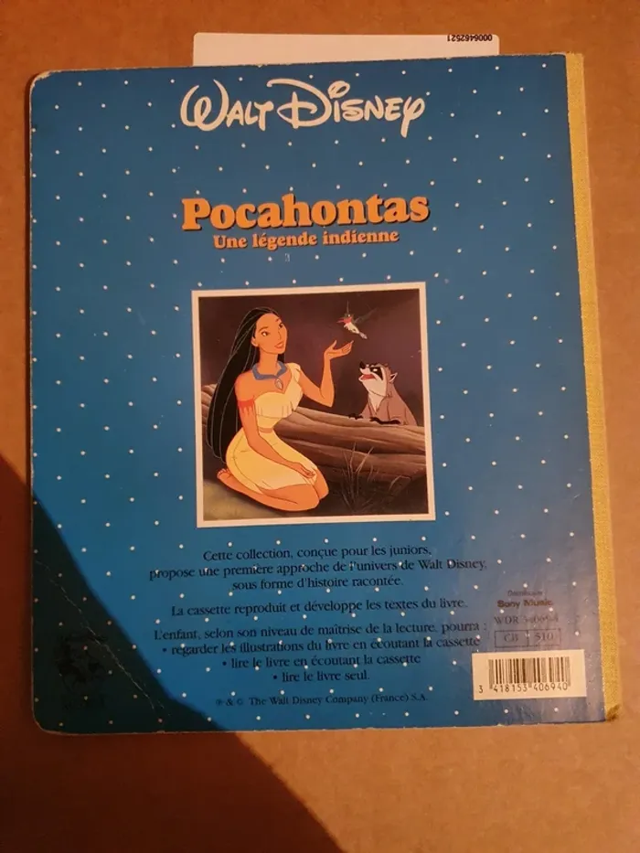 Livre Pocahontas une légende indienne - photo numéro 2