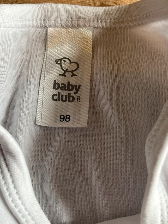 Je vend un body bébé garçon taille 3 ans 98 cm très bon état - photo numéro 3