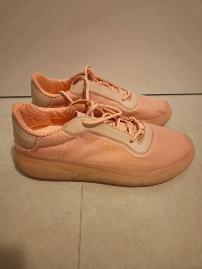 Baskets Guess - photo numéro 2