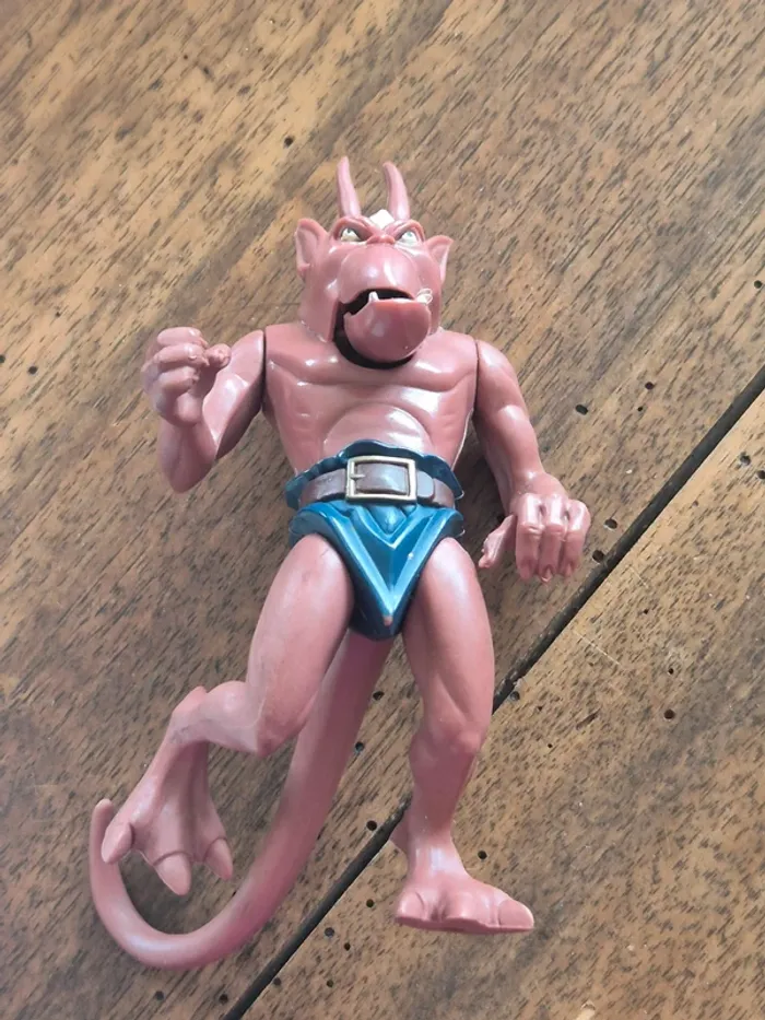 Figurine vintage gargoyles brooklyn
