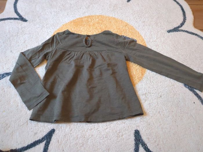 T-shirt manches longues gris Okaïdi broderie brodé 5 ans fille - photo numéro 4
