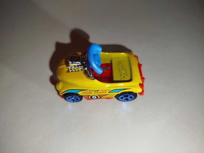 Hot Wheels Pedal Driver Exclusive MultiPack HW Fun Park 5-Pack 2020 - photo numéro 3