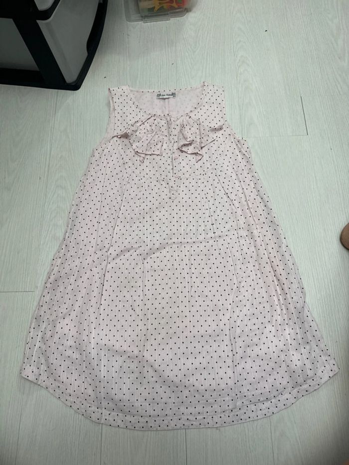 Robe rose pale Point noir, Lisa Rose, 10 ans.