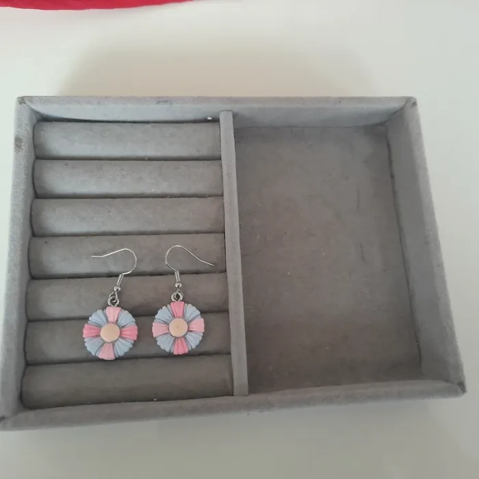 boucle d'oreille