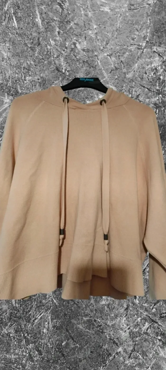 Pull à capuche - photo numéro 2