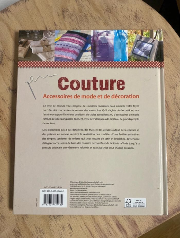 Livre de couture - photo numéro 2