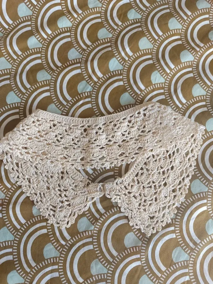 Col Claudine en crochet - photo numéro 3