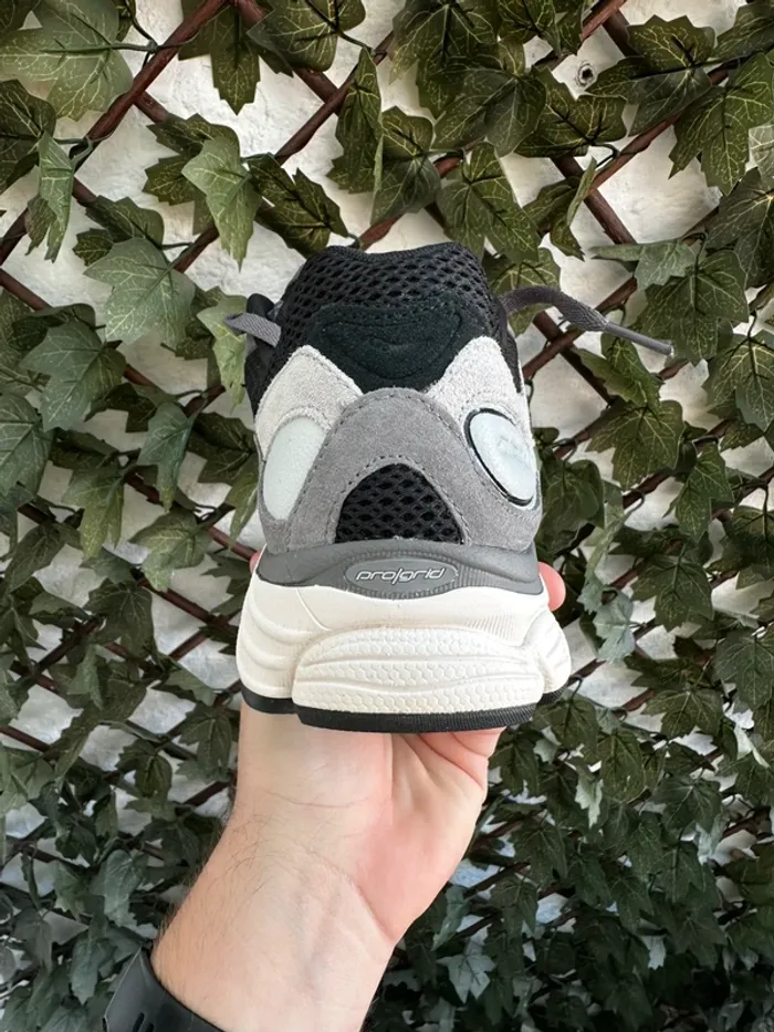 Saucony omnigrid 9 Neuve T44 - photo numéro 4