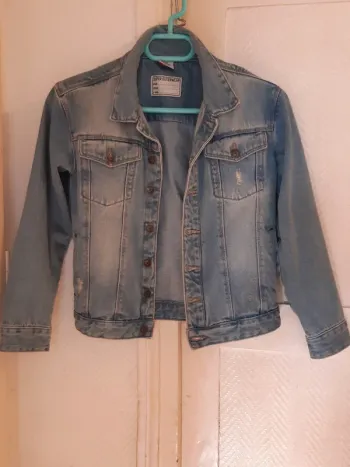 Veste en jeans garçon effets usés taille 10 ans
