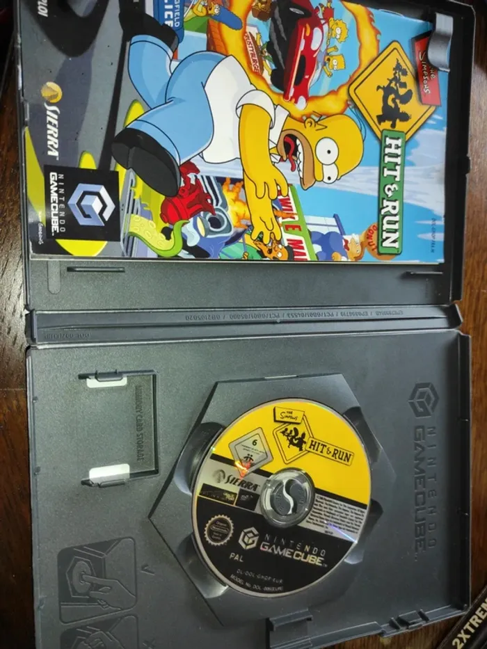 Simpsons nintendo GameCube - photo numéro 3