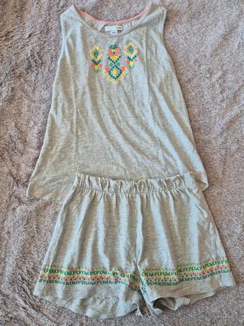 Pyjama 10/12 ans
