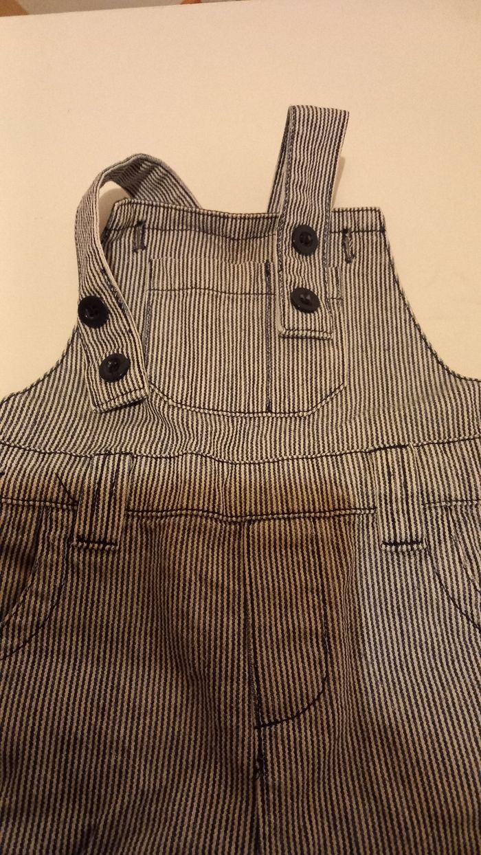 Salopette à rayures - photo numéro 3