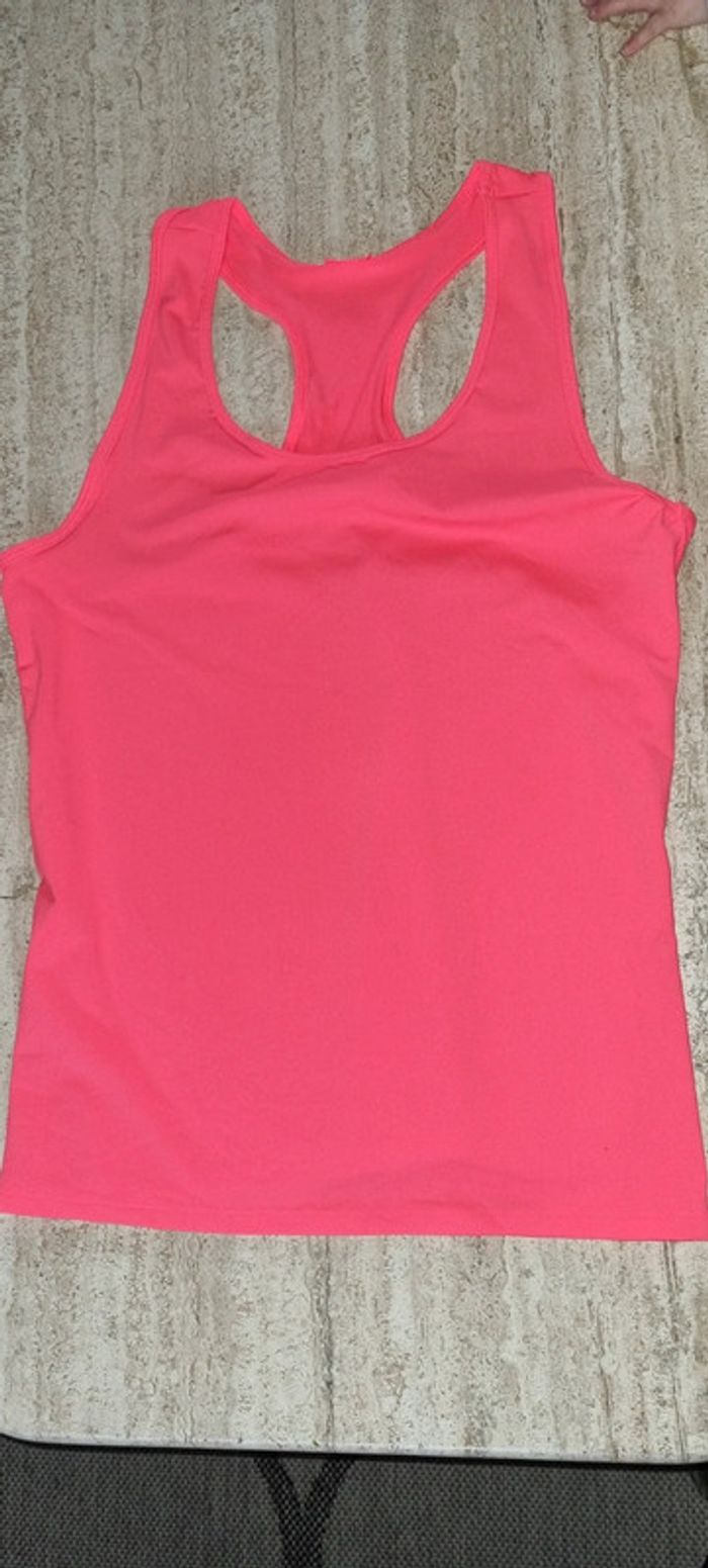 Débardeur de sport rose fluo taille 40 / L