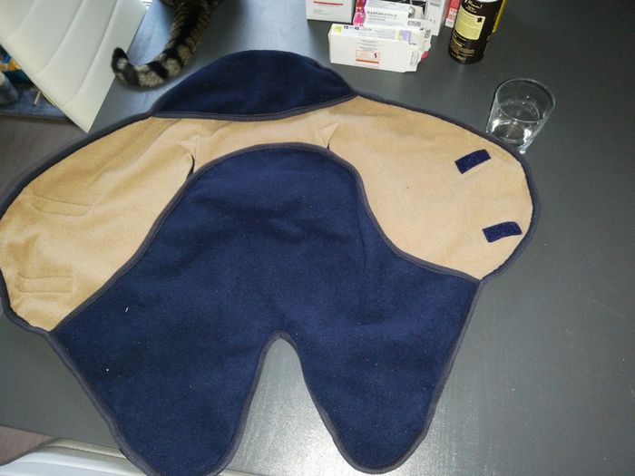 Baby nomade red castle polaire bleu marine chancelière cosy - photo numéro 4