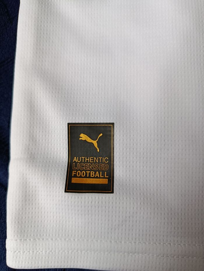 Maillot OM 125 ans  collector puma - photo numéro 4