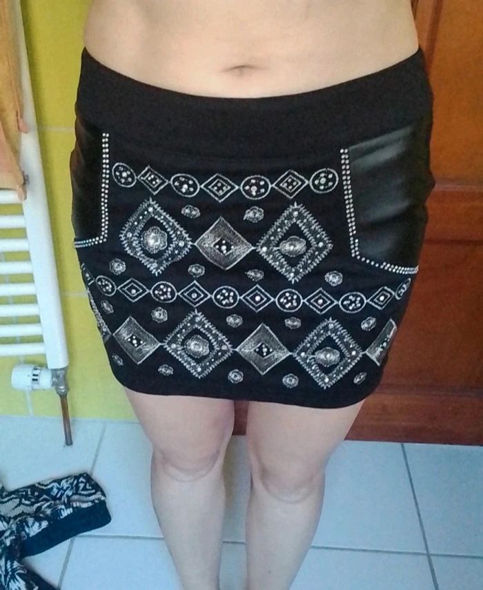 Mini jupe femme Noir avec motif - photo numéro 2