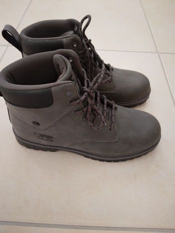 Boots T 40