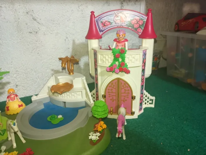 Lot princesses playmobil (fontaine 4137, château transportable 5419, - photo numéro 20