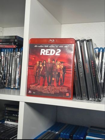 Red 2 Blu-ray