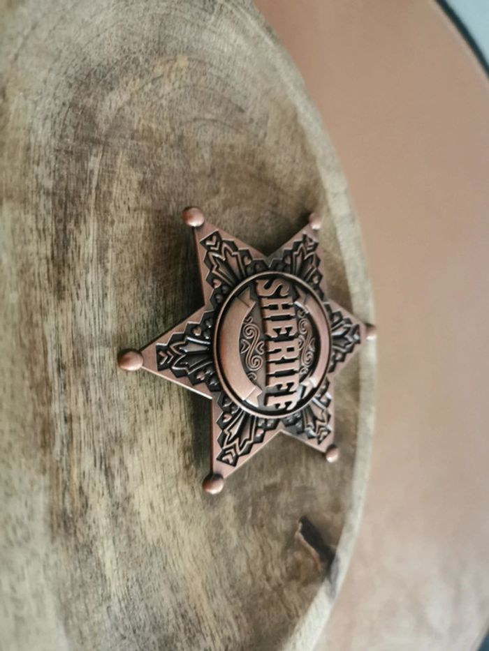 Broche étoile de sheriff couleur bronze - photo numéro 2