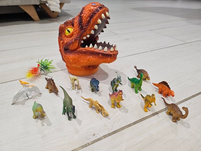 Lot mini figurines dinosaures - photo numéro 2