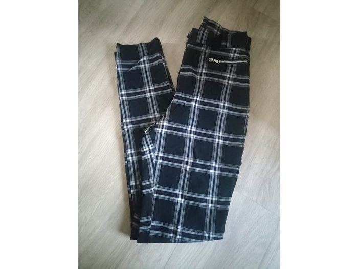 Pantalon skinny taille 34
