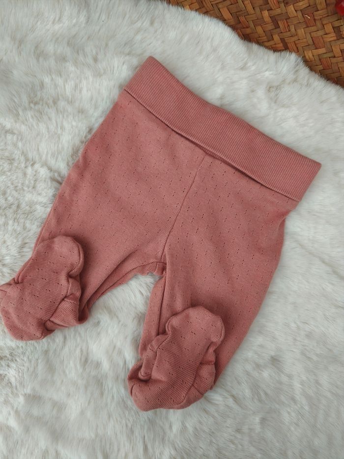 Legging ~ 1 mois - photo numéro 2