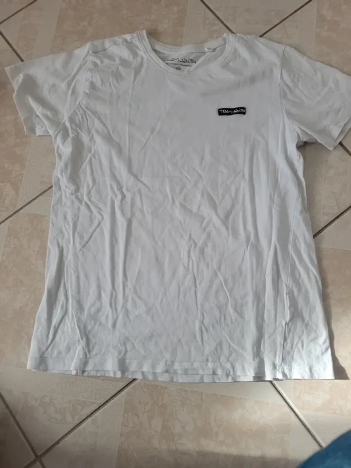 Tee-shirt taille 16 ans Teddy Smith