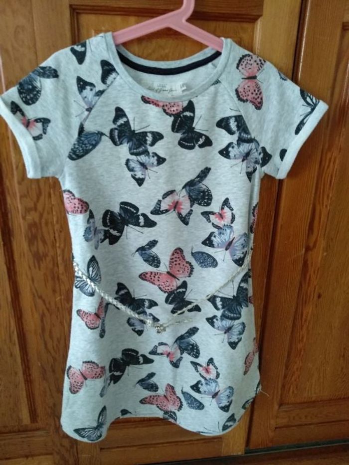 Robe papillon