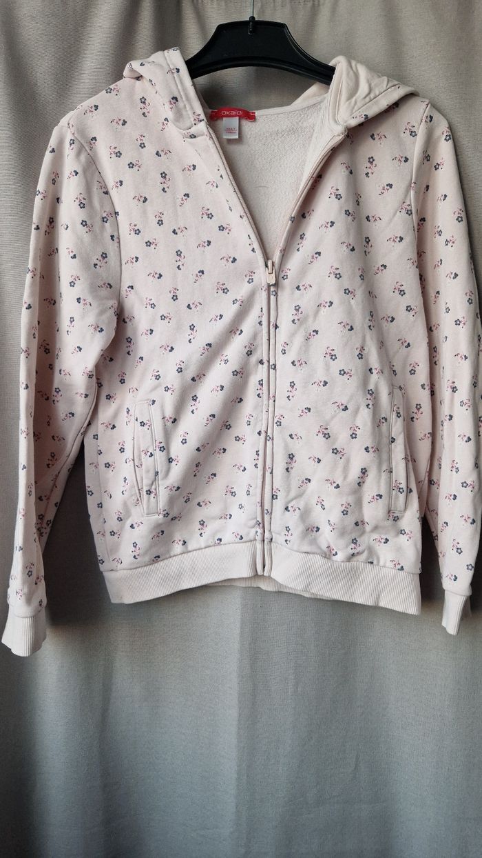 Lot de vêtements fille 10 ans - photo numéro 11