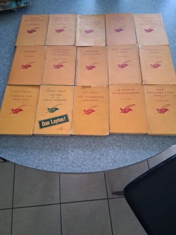 Lot de 15 livres policier " le masque "