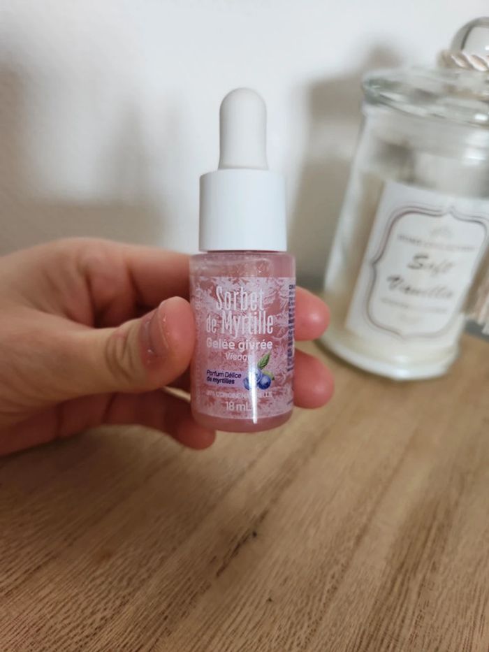 🌺Gelée givrée visage sorbet de myrtille Claude Bell🌺 - photo numéro 2