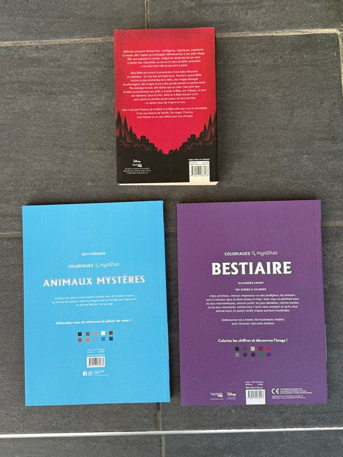 Lot coloriages mystères et Livre Disney Twisted Tale - photo numéro 2